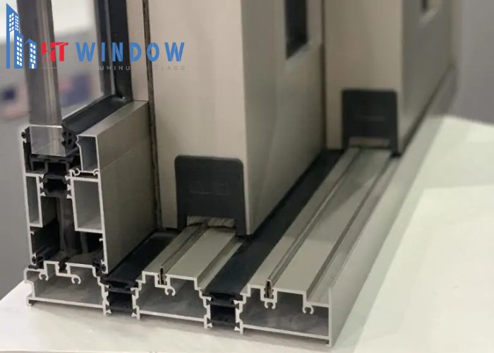 Cửa nhôm Civro đi lùa trượt nâng 3 ray 3 cánh có tính ứng dụng cao