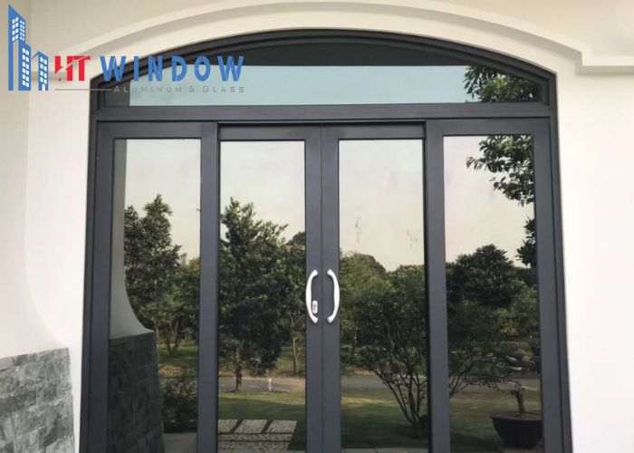 Cửa nhôm PMI cũng đa dạng về kiểu dáng, phù hợp với nhiều phong cách kiến trúc