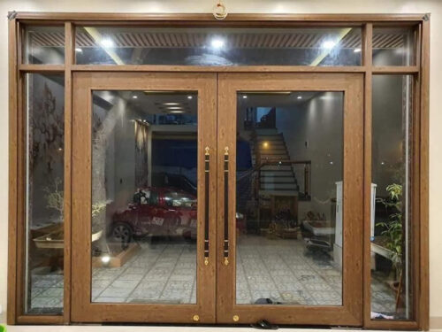 cửa thuỷ lực nhôm PMI