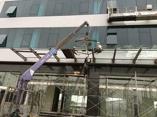 Hướng dẫn cách thi công mái kính đơn giản, nhanh chóng nhất
