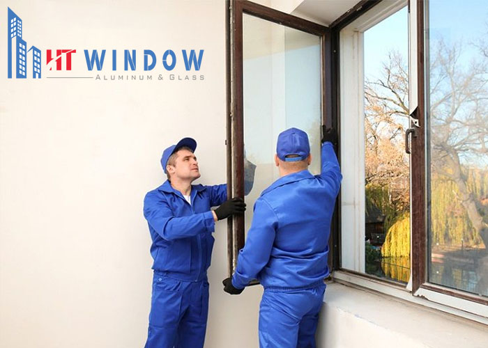 Hãy bảo trì và vệ sinh cửa kính định kỳ