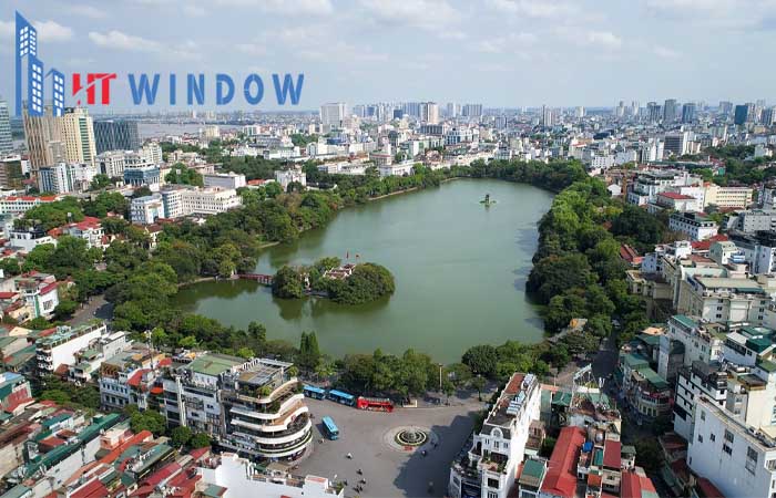 Hoàn Kiếm là trung tâm kinh tế lâu đời của Hà Nội