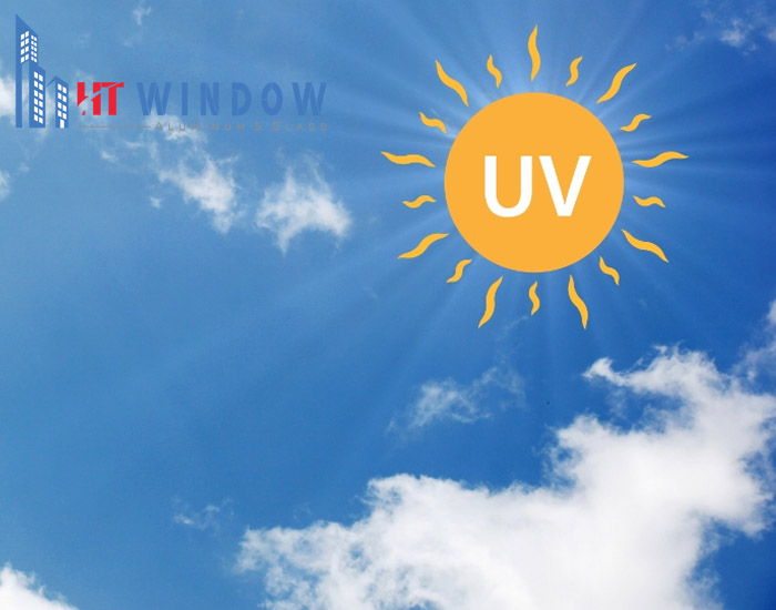 Tia UV - tia cực tím là một dạng bức xạ điện từ trong ánh nắng mặt trời