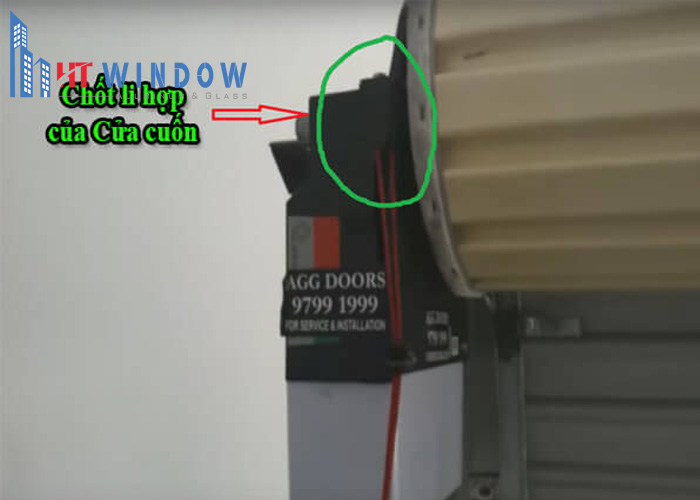 Mở cửa cuốn khi cúp điện bằng chốt ly hợp