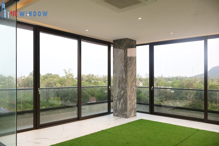 Cần lưu ý khi áp dụng quá trình lắp đặt cửa nhôm Maxpro cho ban công