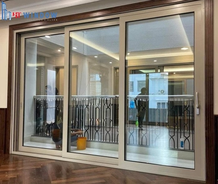 Cửa nhôm Maxpro là sản phẩm thuộc phân khúc trung cao cấp, được sản xuất theo dây chuyền công nghệ hiện đại