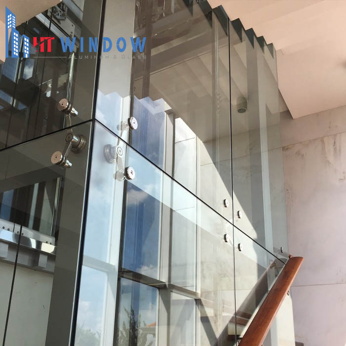 Hình ảnh vách kính Spider cho biệt thự, nhà phố