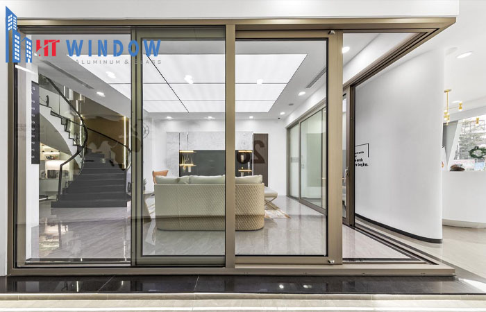 Civro có nhiều màu khác nhau nhưng được yêu thích nhất là màu kim loại