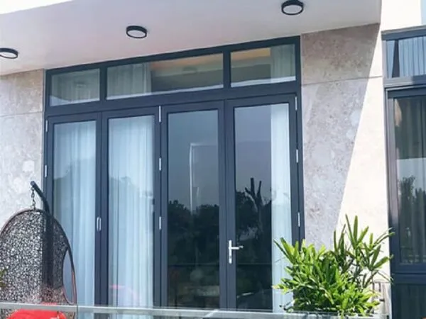 Top 4 các mẫu cửa nhôm xingfa màu đen cao cấp