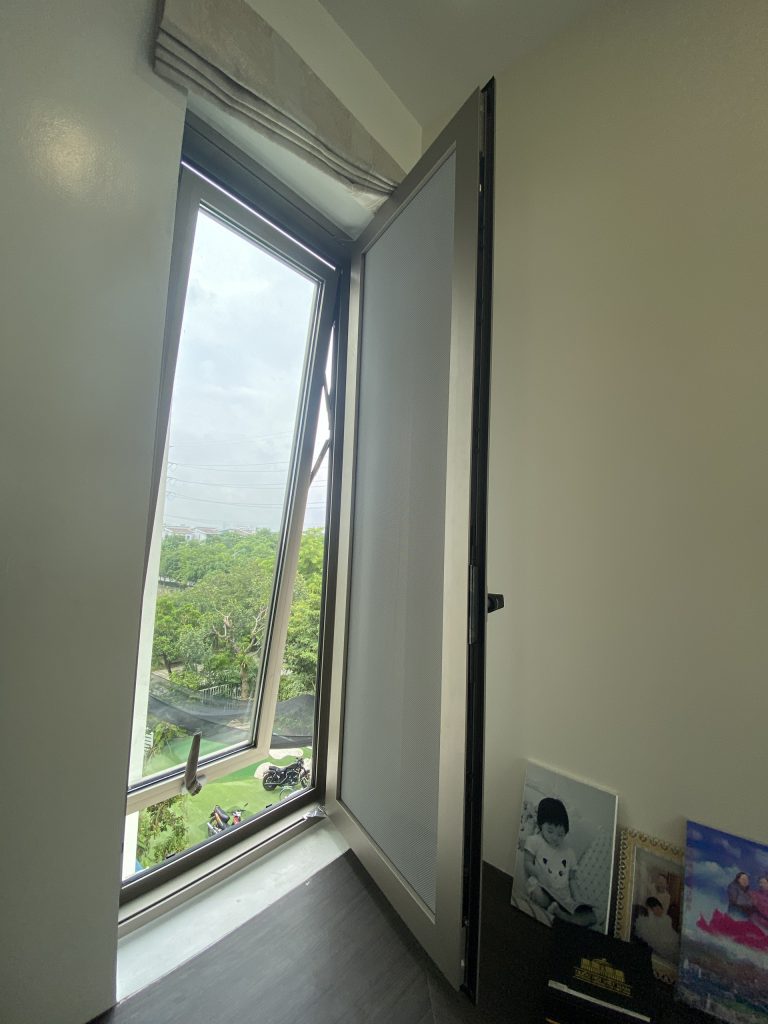 cửa sổ kèm lưới côn trùng nhôm xingfa class A115