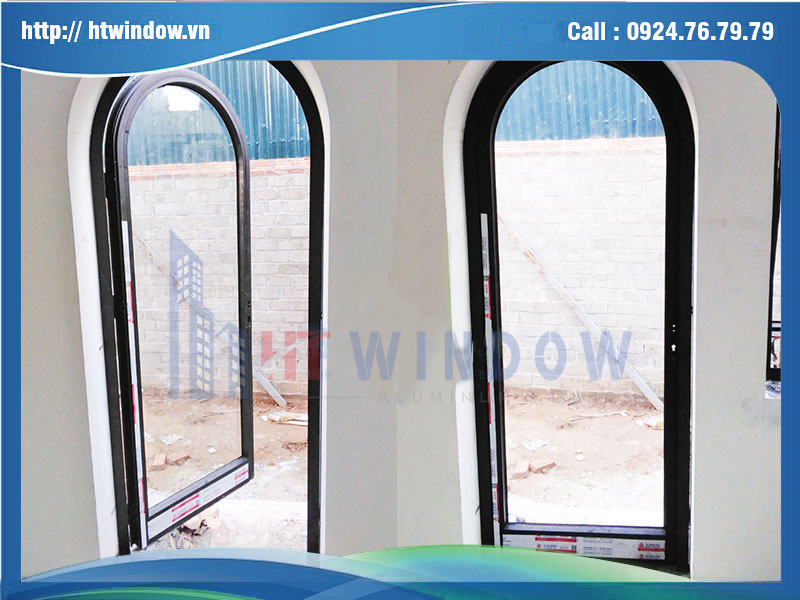 Cửa đi mở quay 1 cánh nhôm Xingfa hệ 55 cho cửa phòng ngủ và ban công