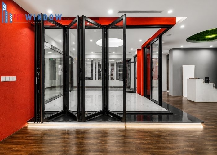 Cửa nhôm Civro thuộc phân khúc nhôm hệ cao cấp, được phát triển theo tiêu chuẩn kỹ thuật châu Âu