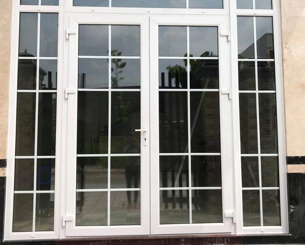 các mẫu cửa nhôm xingfa màu trắng