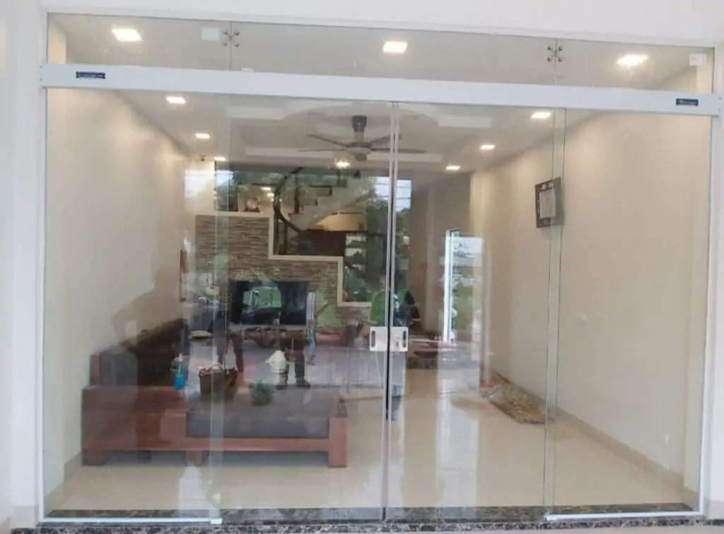 Báo giá cửa kính cường lực