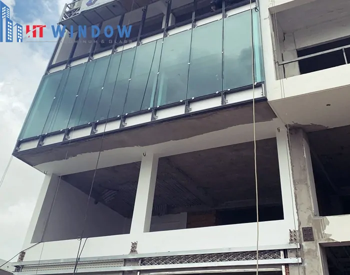 Tìm hiểu quy trình thi công vách kính mặt dựng tại Hoàng Cầu